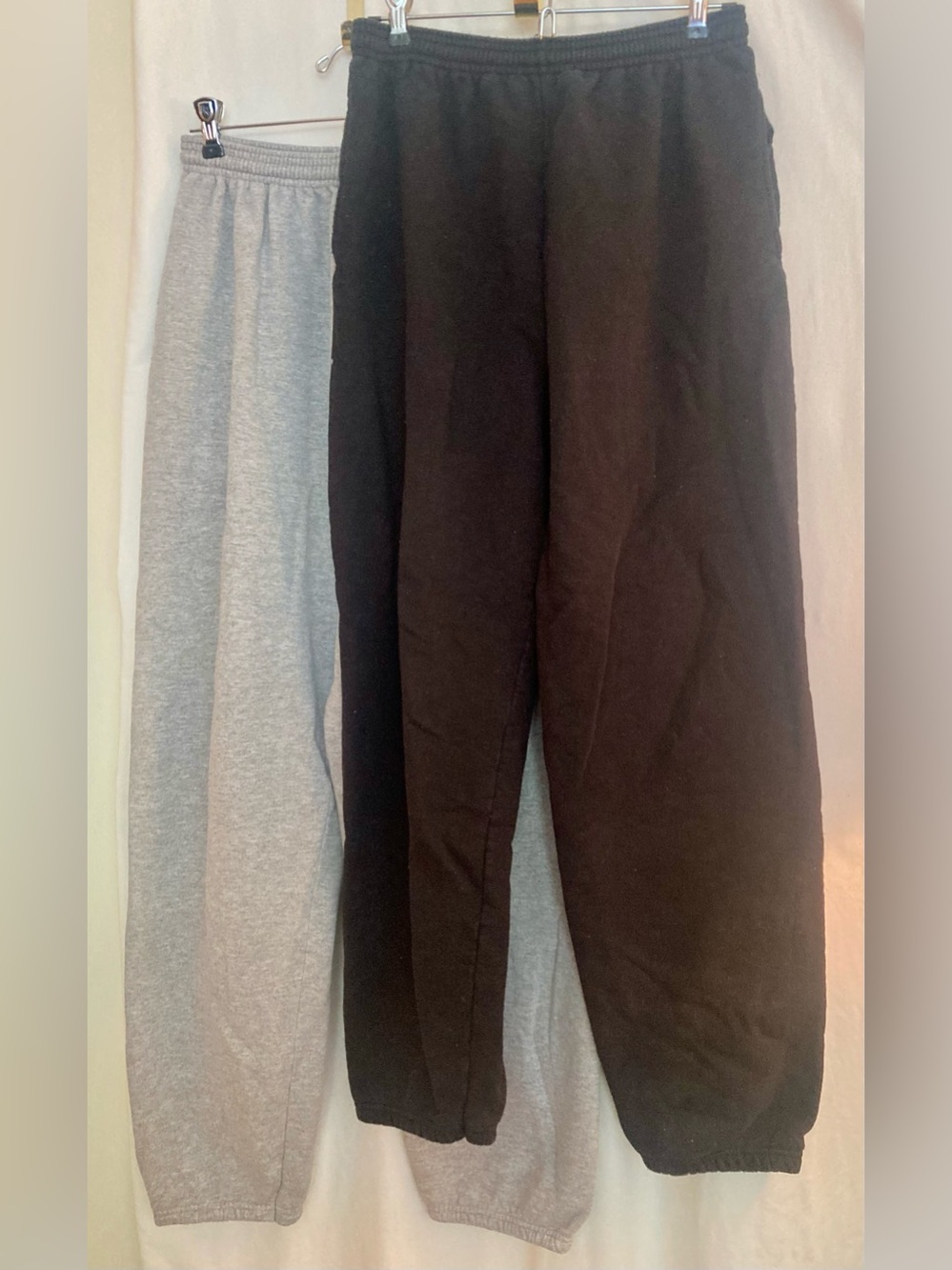 Hanes Black & Heather Gray Sweatpants Duo Size M